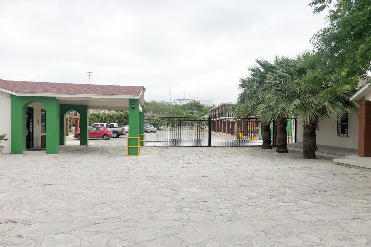 Capital O Palms Hotel, Acuña Ciudad Acuña Exterior foto